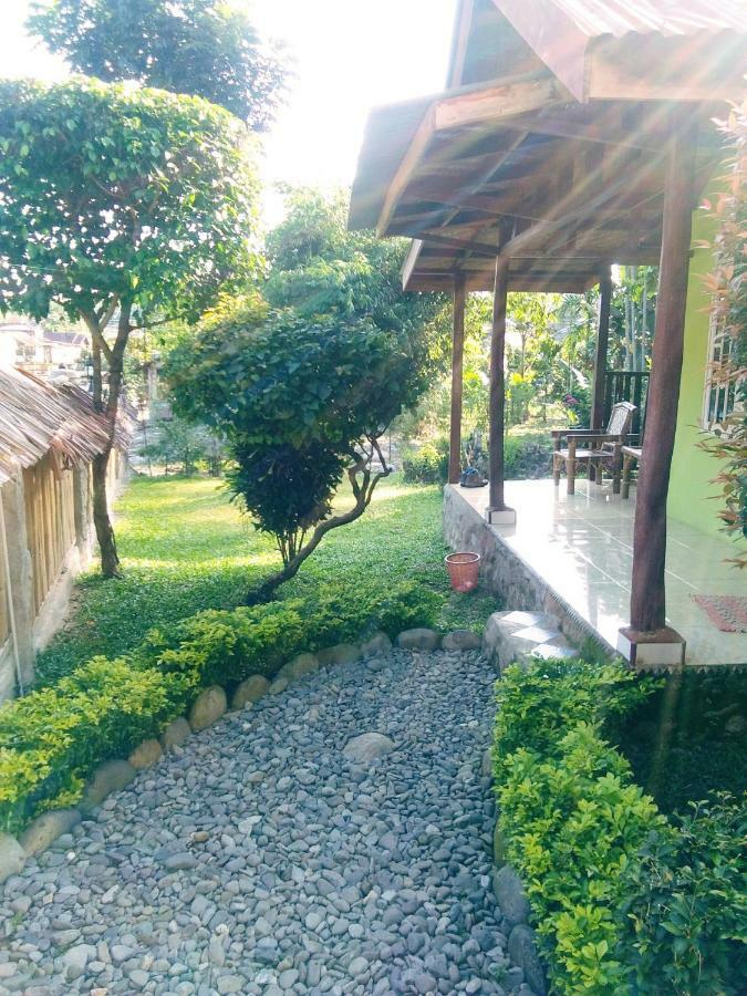 Sahnan Guest House Bukit Lawang Extérieur photo